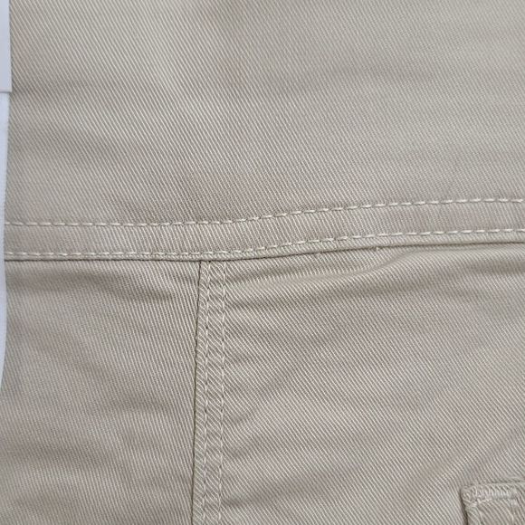 PLUS SIZE SHORTS. WOMAN'S WESTBOUND WOMAN'S SHORTS. - Picture 9 of 12